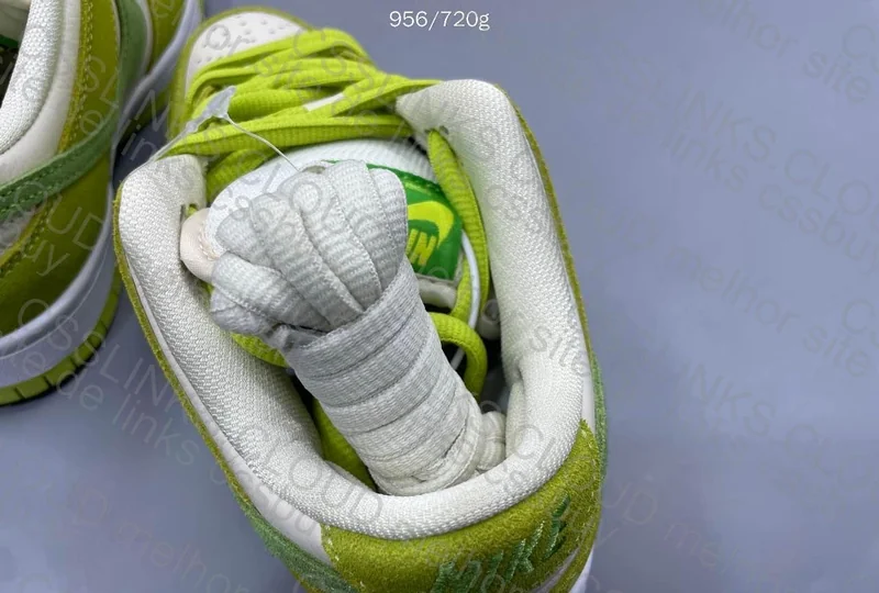 Nike Dunk Low SB Green Apple 3