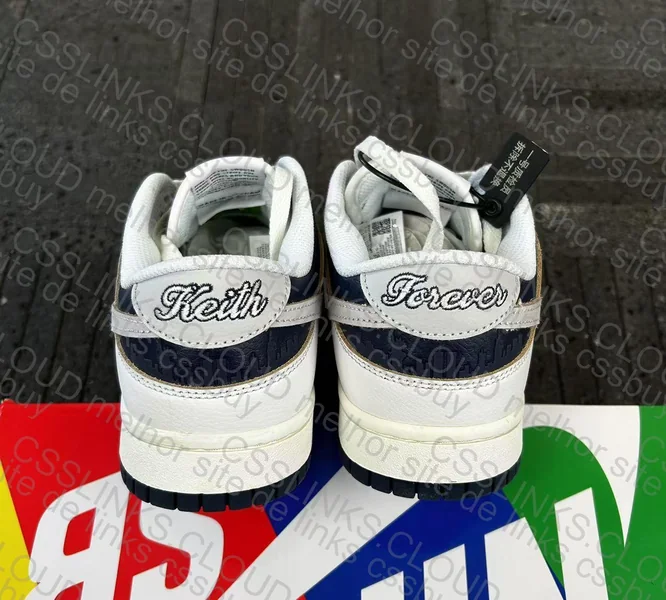 Nike HUF x Dunk Low SB New York Sneakers 2