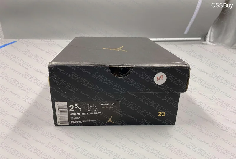 Nike Kids Sneakers 4