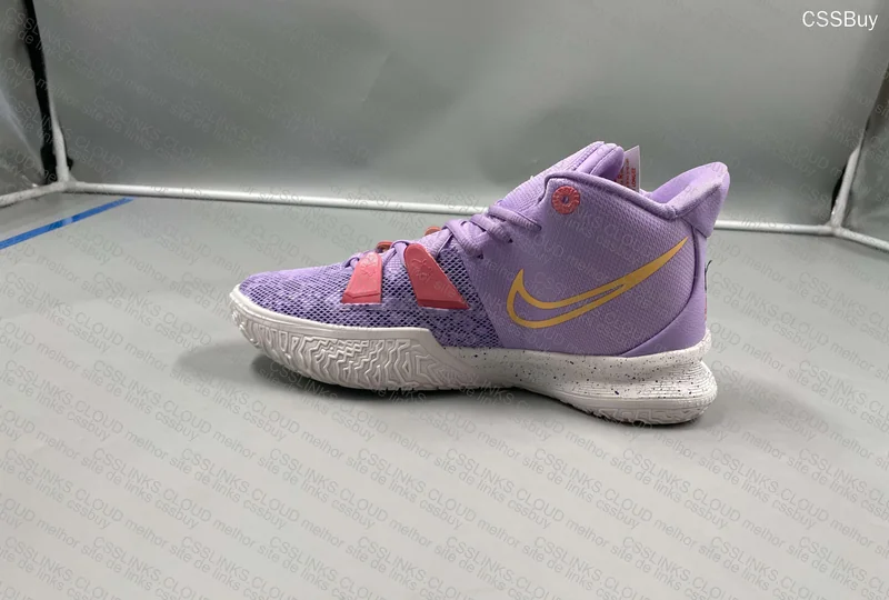 Nike Kyrie 7 Sneakers 3