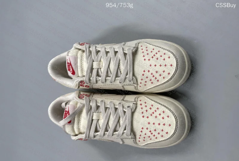 Nike Retro Sneakers