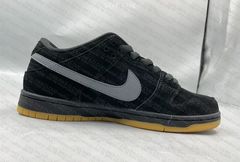 Nike SB Dunk Low Pro Fog Sneakers 4