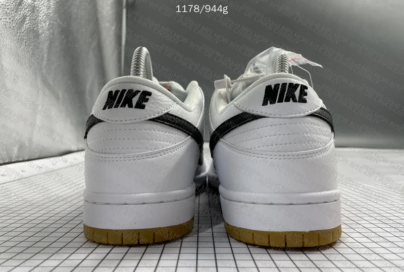 Nike SB Dunk Low Pro Iso White Sneakers 5