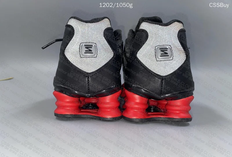 Nike Shox Umkao Sneakers 5