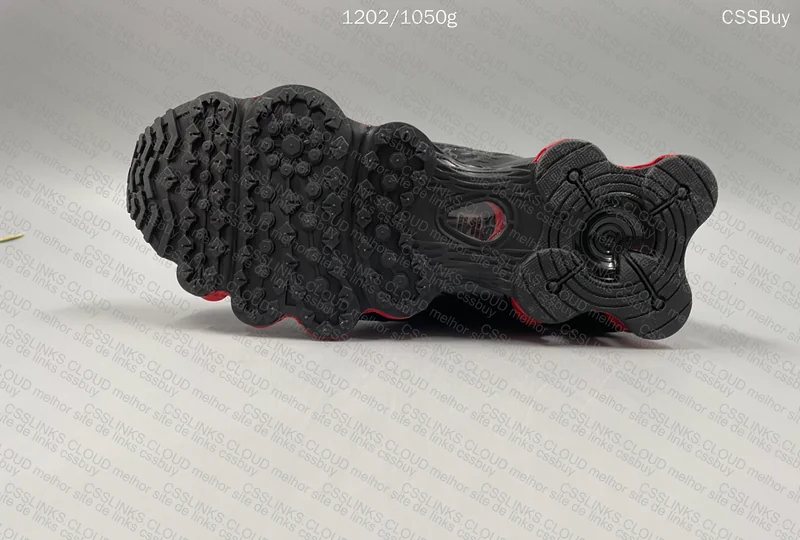 Nike Shox Umkao Sneakers 7