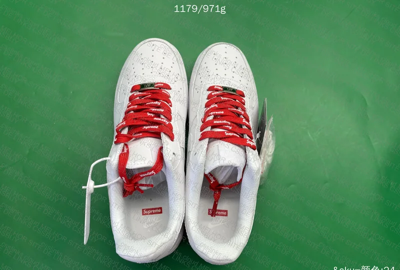 Nike Supreme Sneakers 3