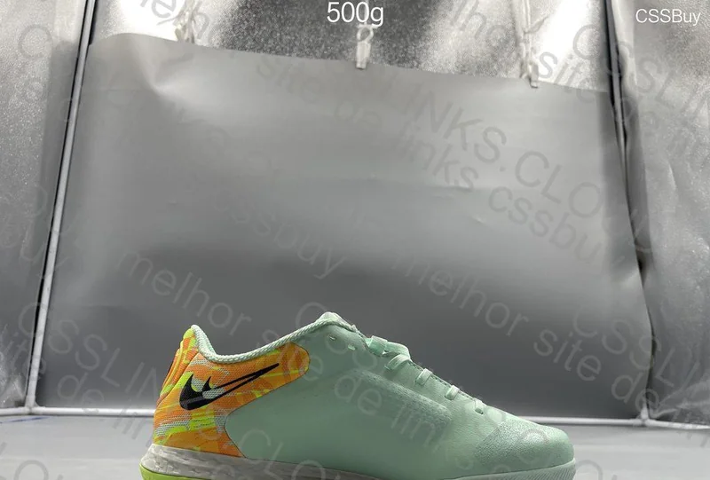 Nike Tiempo Legend 9 PRO Sneakers