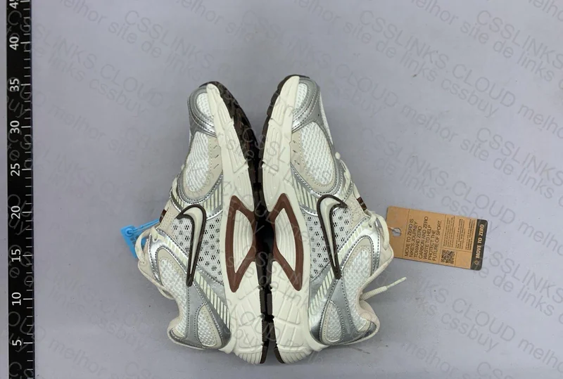 Nike V5 RNR Sneakers 2