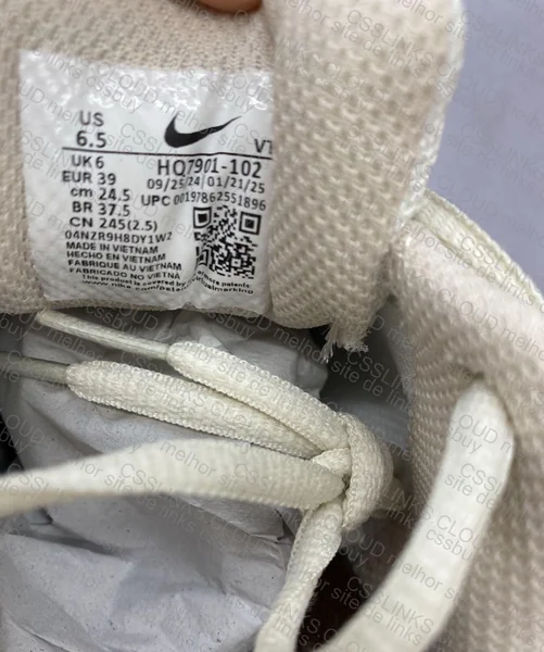 Nike V5 RNR Sneakers 5