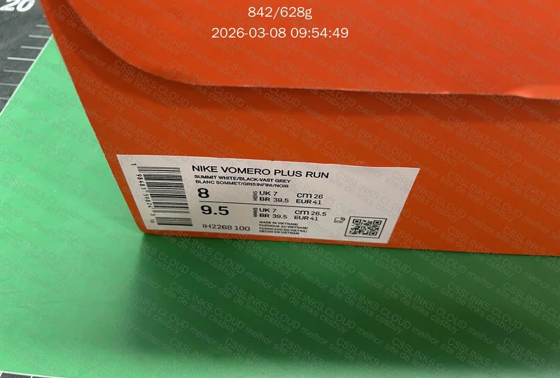 Tênis Nike vomero plus