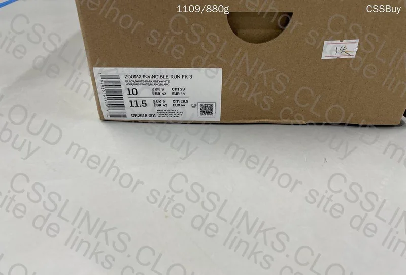 Nike ZoomX Invincible Run Flyknit 3 Sneakers 6