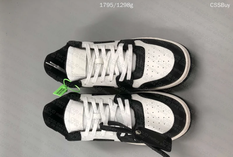Off-White Sneakers
