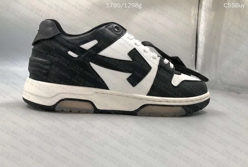 Off-White Sneakers 4