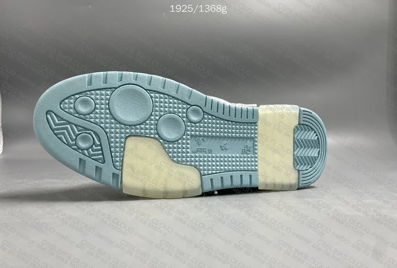 Off-White Sneakers 7