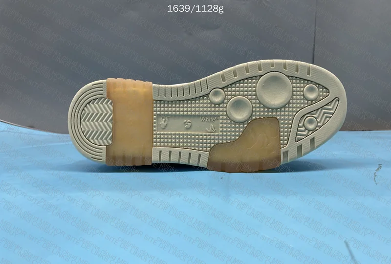 Off-White Sneakers 6
