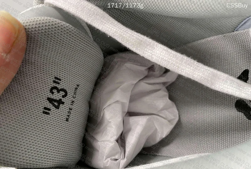 Off-White OOO Sneakers (First Purchase) 5
