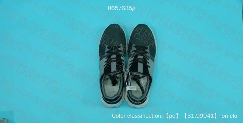 ON Sneakers