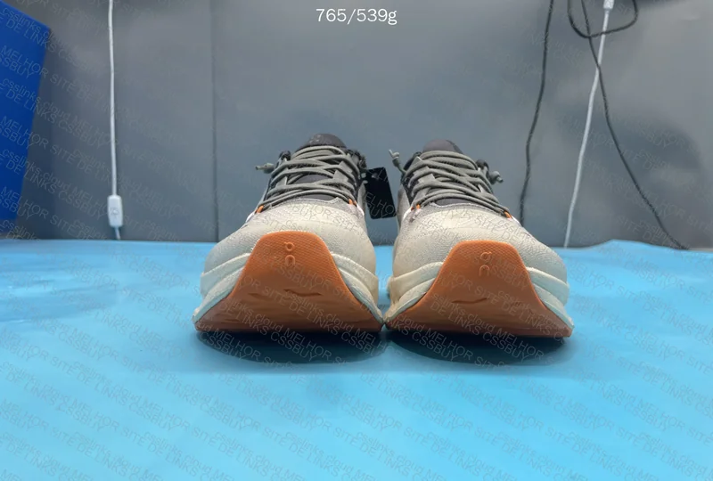 ON Sneakers 2