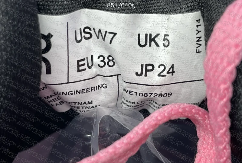 ON Sneakers 8