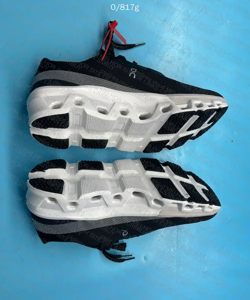 ON Sneakers 2