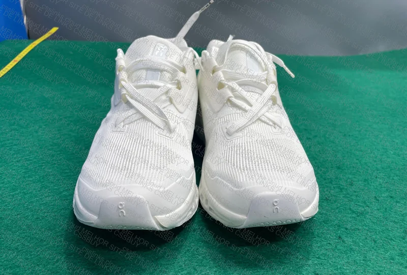 ON Sneakers 4