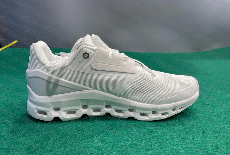 ON Sneakers 5