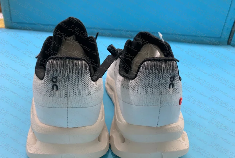 ON Cloud Sneakers 2