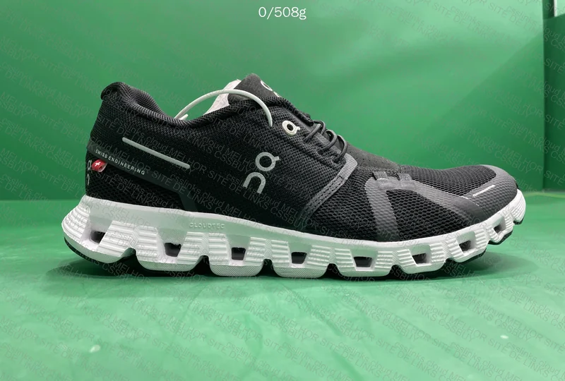 ON Cloud 5 Sneakers 4