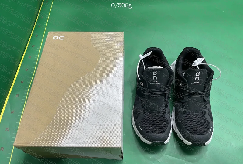 ON Cloud 5 Sneakers 8