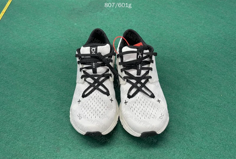 ON Cloud X Batch PE Sneakers
