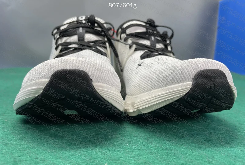 ON Cloud X Batch PE Sneakers 2
