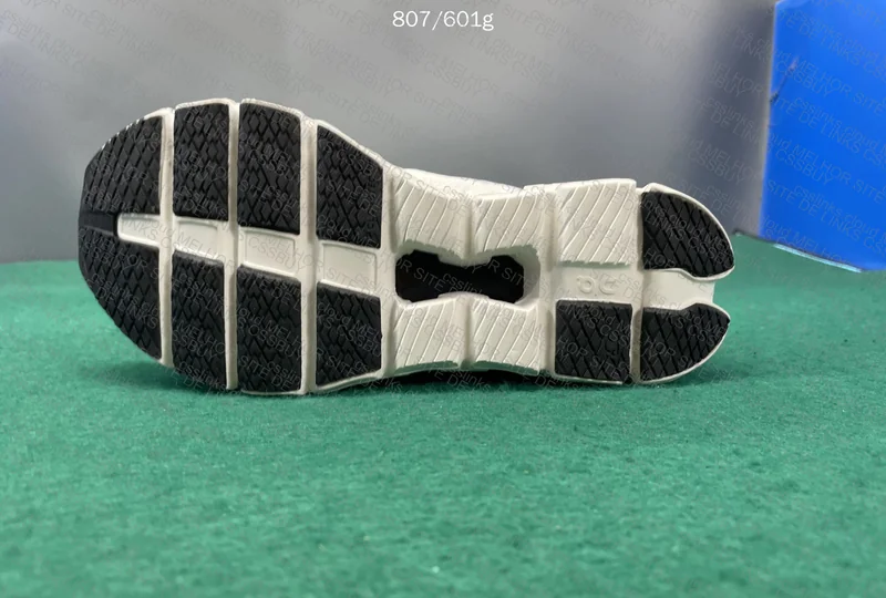 ON Cloud X Batch PE Sneakers 6
