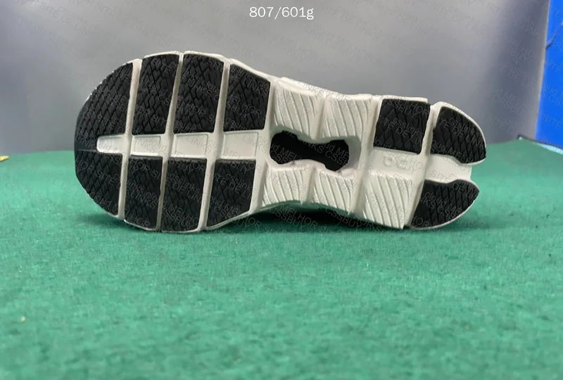 ON Cloud X Batch PE Sneakers 7