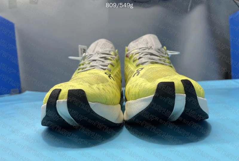 ON Cloudboom Strike Sneakers 4