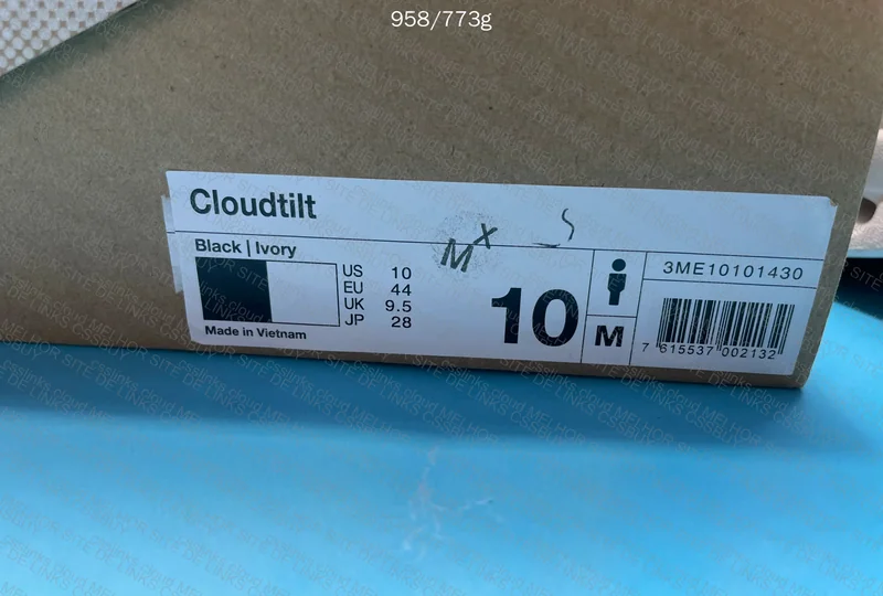 ON Cloudtilt Sneakers 9