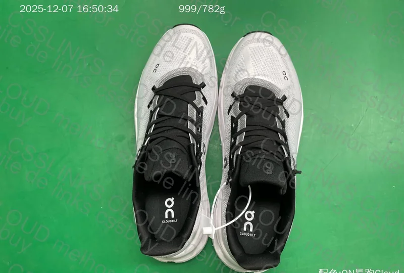 ON Cloudtilt Sneakers 5