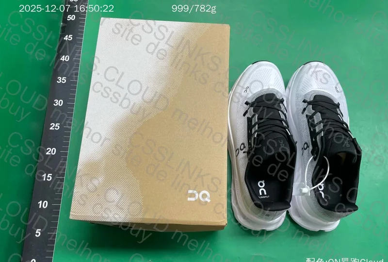 ON Cloudtilt Sneakers 9