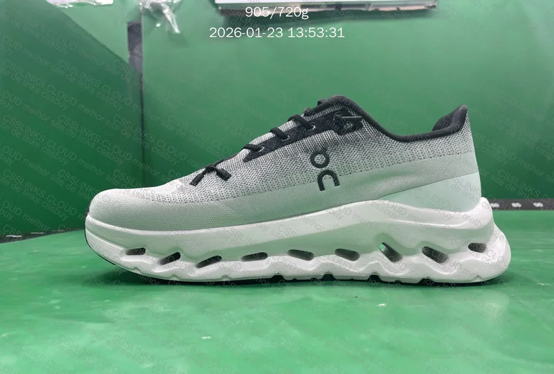 Tenis on cloudtilt 7