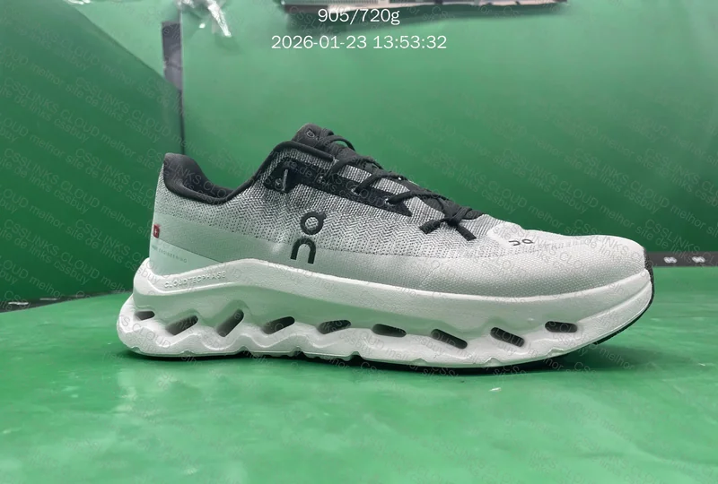 Tenis on cloudtilt 8