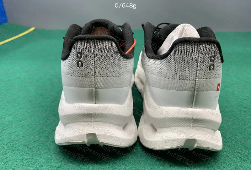 ON Cloudtilt Batch GX Sneakers 2