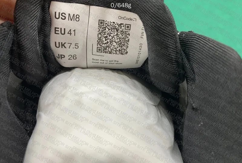 ON Cloudtilt Batch GX Sneakers 7