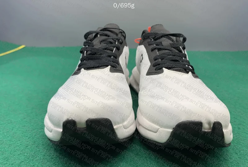 On Cloudzone Sneakers Batch GX 2