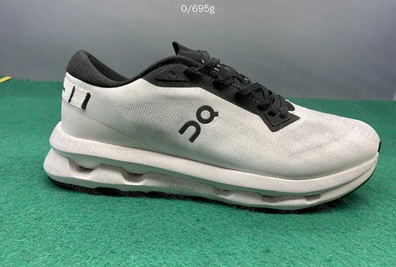 On Cloudzone Sneakers Batch GX 4