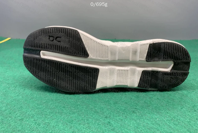 On Cloudzone Sneakers Batch GX 5