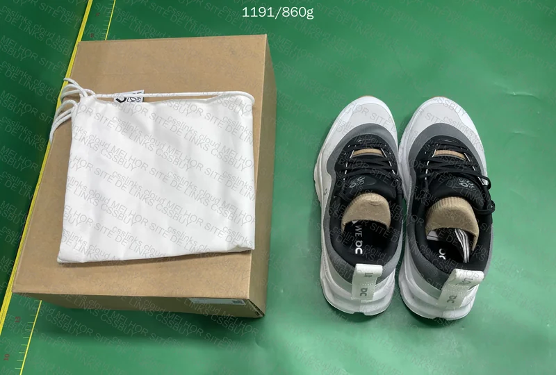 On Runner Sneakers