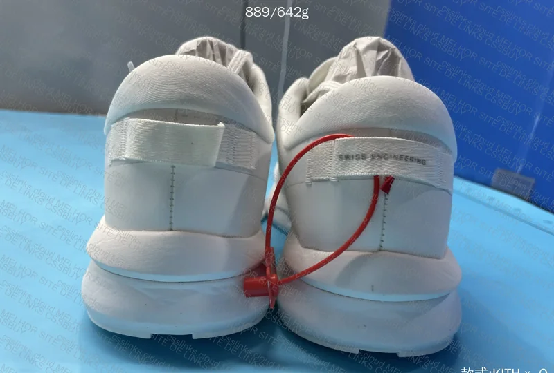On Running Sneakers 3