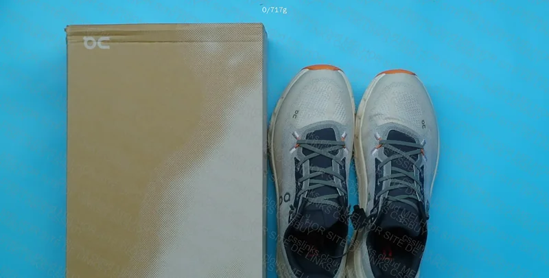 On Running Sneakers 2