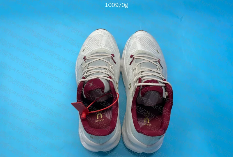 On Running Cloudtilt Sneakers 5