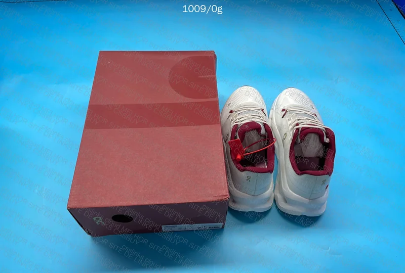 On Running Cloudtilt Sneakers 6