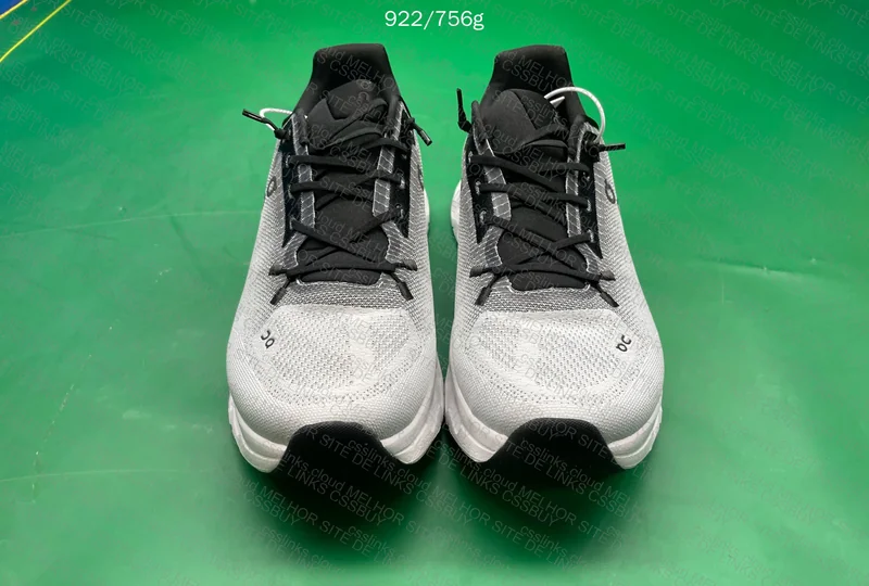 On Running Cloudtilt Sneakers 5